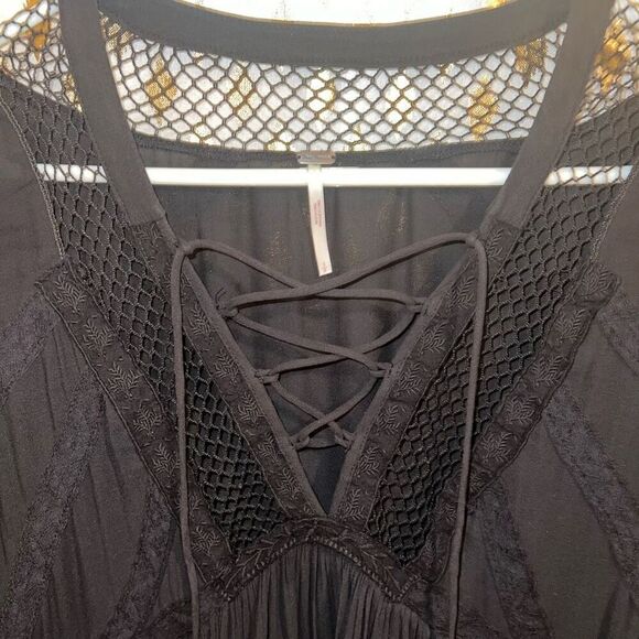 Free People 'Don't Let Go' Peasant Top black Goth fishnet vampire corset size S - Picture 7 of 8
